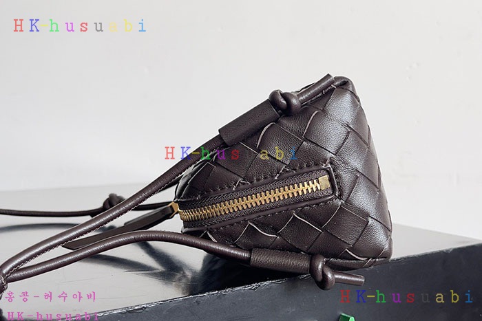 ★미러급★보테가베네타 인트레치아토 콘서트 파우치 794258-3