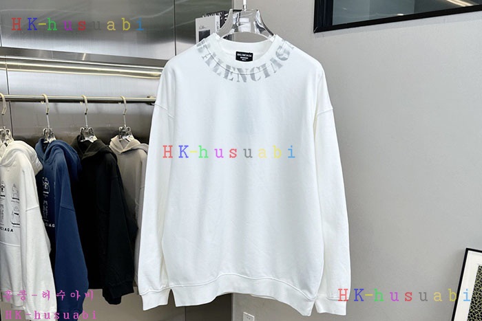 NEW 발렌시아가 긴팔티 신상 B 857026