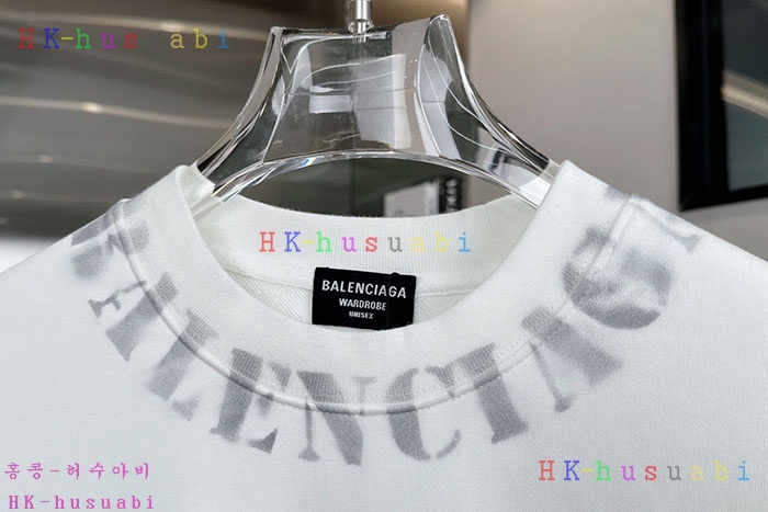 NEW 발렌시아가 긴팔티 신상 B 857026