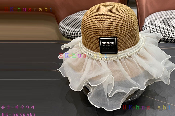 NEW 버버리 모자  신상 B 9570415