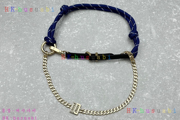 NEW 미우미우 키링 백참 신상 524124