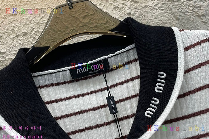 NEW 미우미우 니트 신상   M 3114006