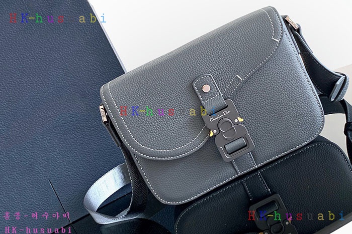 ★미러급★디올 새들 스몰 플랩 스트랩백 1ADPO049-4