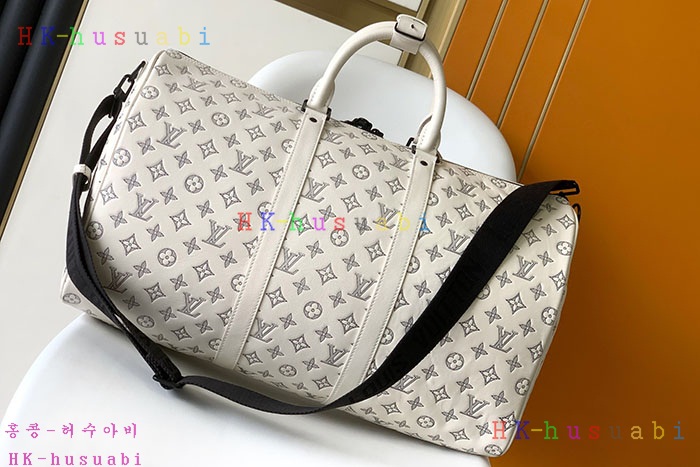 ★미러급★루이비통 키폴 반둘리에 50 모노그램 섀도우 화이트 M24954 