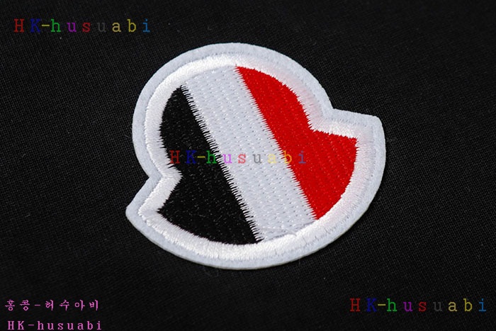 NEW 몽클레어 반팔티 신상 M 3804010