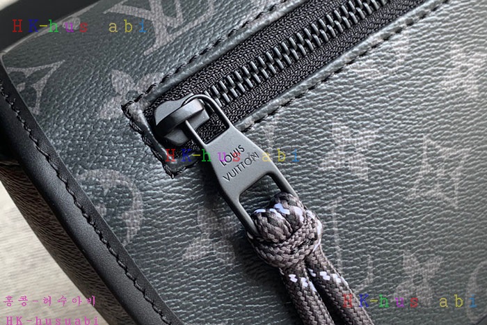 ★미러급★루이비통 펄스 메신저 M12681