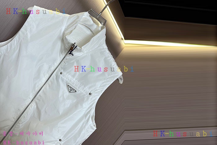 NEW 프라다 조끼 신상 P 7958004