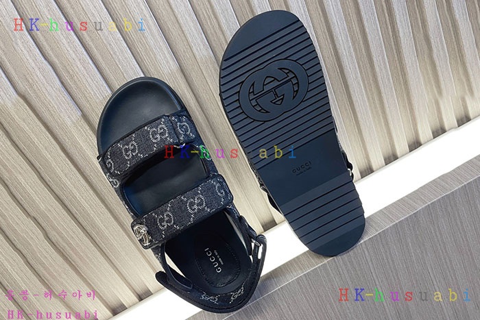 NEW 구찌 샌들 신상 GU 1420553