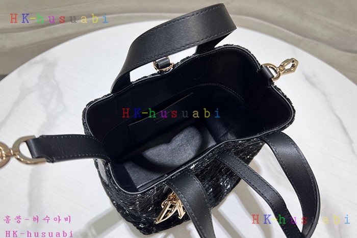 ★미러급★디올 뚜주흐 버티컬 토트 백 스몰 M2835