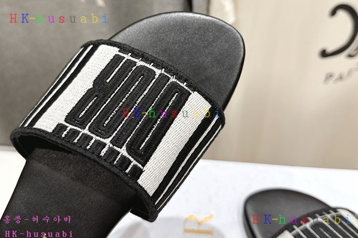 NEW 디올 샌들 신상 DR 8255811