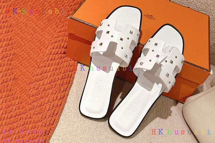 NEW 에르메스 샌들 신상 H 8028046