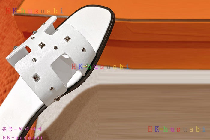 NEW 에르메스 샌들 신상 H 8028046