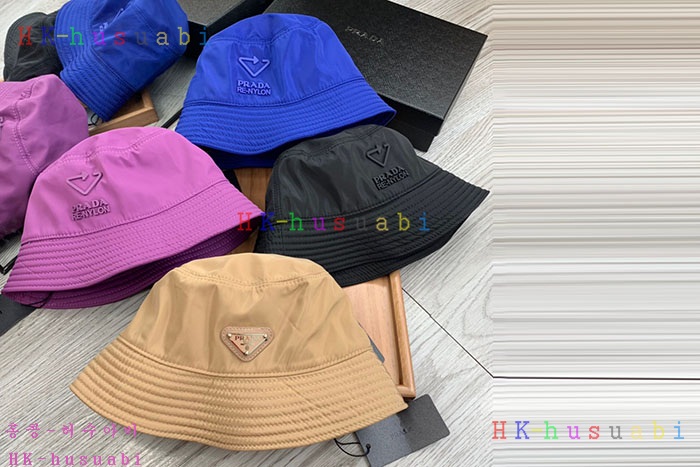 NEW 프라다 모자 신상 P 544705