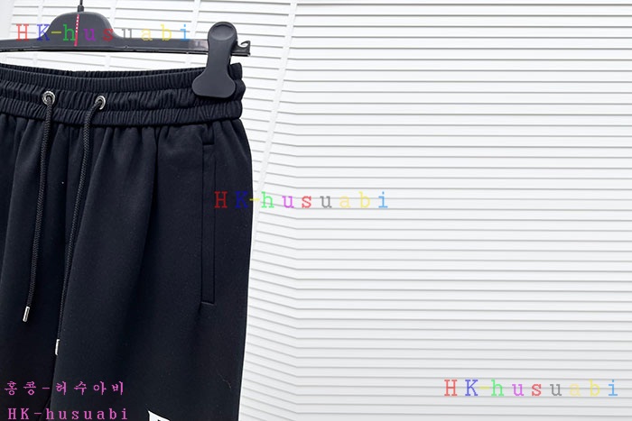 NEW 프라다 반바지 신상 P  55877143