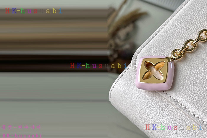 ★미러급★루이비통 트위스트 MM 슬림 쿼츠 M14341