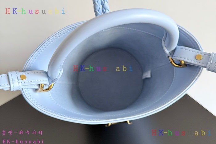 ★미러급★보테가베네타 스몰 리베르타 버킷 백 815244